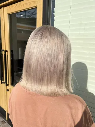 ミディアム waku 豊橋藤沢店所属・waku 豊橋藤沢店のヘアスタイル