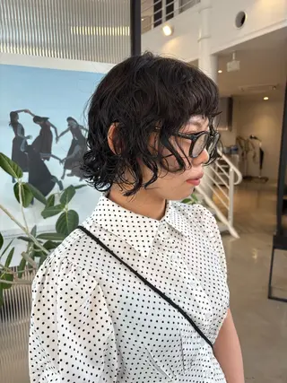 ミディアム パーマ tomo🍒パーマ ハイトーン似合わせのヘアスタイル