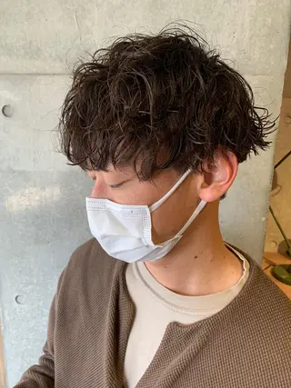 メンズ Produce with SALON VILLAGE所属・メッシュパーマ職人/ 窪田 優也/ツイスパのヘアスタイル