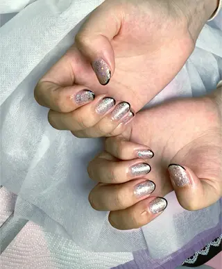 ネイル pink ladyサロン所属・べ にのネイルデザイン