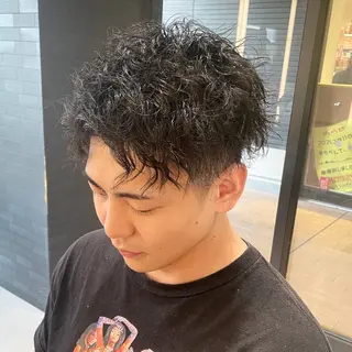 ショート パーマ メンズ メンズヘア特化 崎田 成人のヘアスタイル