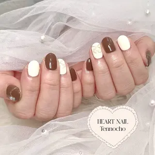 ネイル はあとねいる天王町店所属・HARUKA 🐼のネイルデザイン