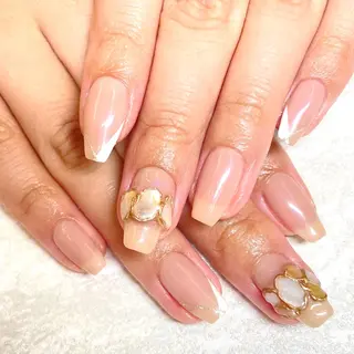 ネイル nail Eclat所属・志賀野 美喜のネイルデザイン