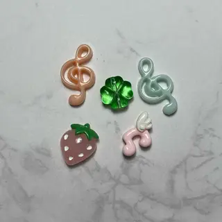 ネイル NailSalonPucci所属・mana Jr.ネイリストのネイルデザイン