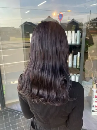 ミディアム alu所属・alu yuinaのヘアスタイル