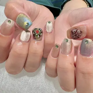 ネイル 新井 ひなののネイルデザイン