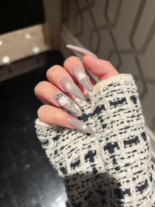 ネイル 藪木 七海のネイルデザイン