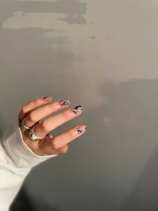 ネイル SALON VILLAGE AOYAMA 2nd.所属・NAKAMURA HARUKAのネイルデザイン