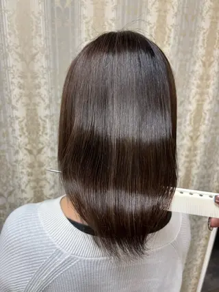 カラー 吉荒 璃子のヘアスタイル