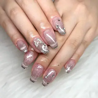 ネイル 鈴木 華乃のネイルデザイン