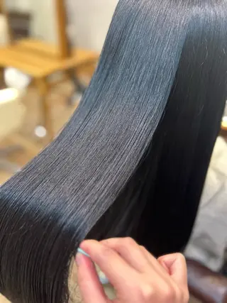 ロング Fleur所属・山口 栞奈のヘアスタイル