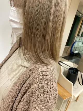 ミディアム カラー ハイトーン/ウルフ /レイヤー/坂野幸伸のヘアスタイル