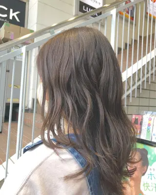 セミロング カラー MYA 🤍kanaのヘアスタイル