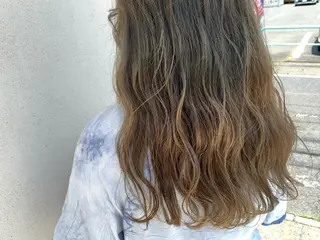 ロング 井上 美春のヘアスタイル