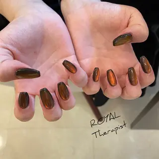 ネイル 【山岡】 ロイヤル•セラピストのネイルデザイン