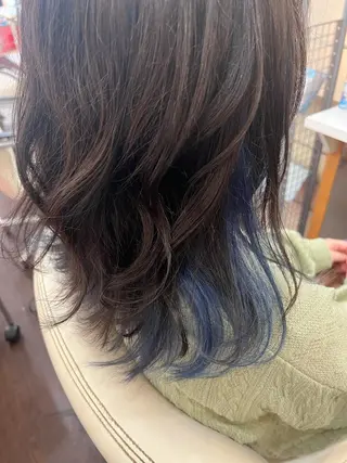 ミディアム カラー まさき✂︎ブリーチ／ デザインカラーのヘアスタイル