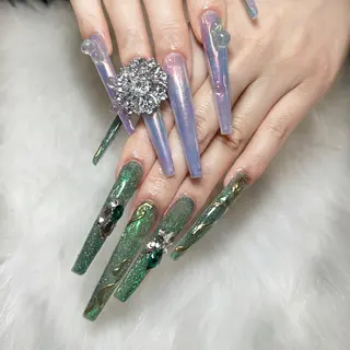 ネイル 🐠🪸 Karen🫧のネイルデザイン