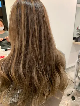 ロング カラー 永田 よしはるのヘアスタイル