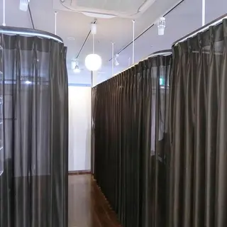 マナビス& ボワールのネイルデザイン