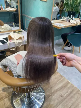 セミロング 縮毛矯正 髪質改善 韓国風レイヤー 吉田のヘアスタイル