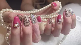 セミロング ネイル 長さ出し専門 nynaのネイルデザイン