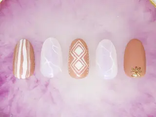 ネイル ティーエヌ 金山駅東口店のネイルデザイン