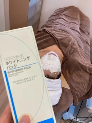 メナードフェイシャルサロン La nanarla所属・我妻 香織のエステ・リラクイメージ