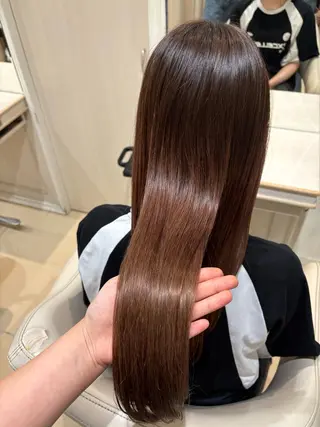カラー 上村 陽菜のヘアスタイル