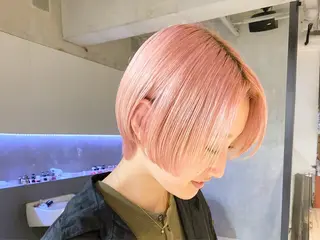 カラー techné所属・塔尾 真那のヘアスタイル