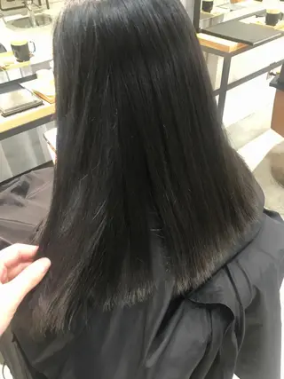 ロング カラー ヘアアレンジ GOTODAY SHAiRE  SALON 表参道Iris店所属・村田 さやかの眉毛・アイブロウイメージ