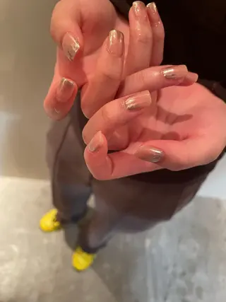 ネイル SALON VILLAGE AOYAMA 2nd.所属・NAKAMURA HARUKAのネイルデザイン