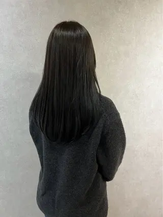 ロング Bish Yanaのヘアスタイル