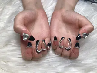 ネイル U·Mi nail salon所属・U·MI 上野御徒町店のネイルデザイン