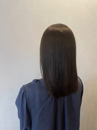 ミディアム カラー Limb所属・市塚 あみのヘアスタイル