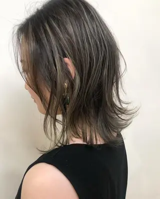 ミディアム カラー 結べるレイヤーボブ くびれLady表参道のヘアスタイル