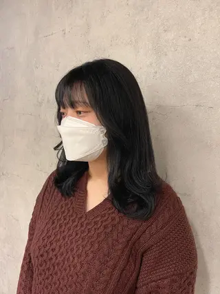 セミロング カラー 唐澤 千尋のヘアスタイル