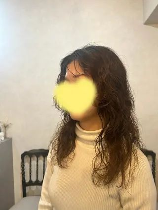 セミロング パーマ PARU HAIR SALON所属・似合わせ特化美容師 ✂︎PINAのヘアスタイル
