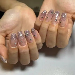 ミディアム watabe .のネイルデザイン