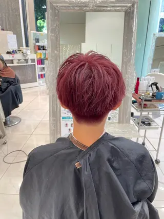 カラー 磯谷 怜寿のヘアスタイル