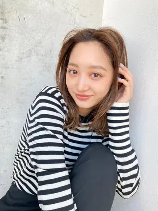 セミロング カラー 似合わせ/小顔/ 韓国✨KAITOのヘアスタイル