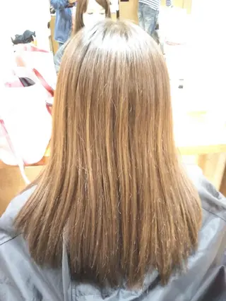 セミロング カラー ヘアープランニングゼロ所属・杉本 裕典のヘアスタイル