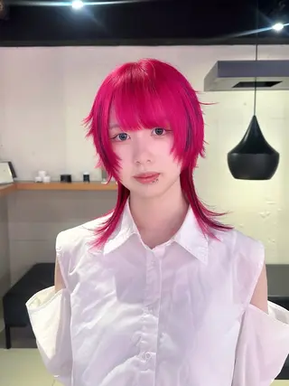 ショート カラー 🐺ウルフオタク🐺 ハイトーン/moeのヘアスタイル