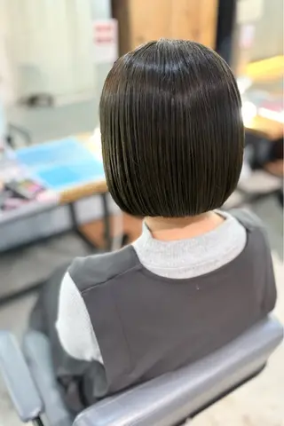 ミディアム カラー 菊地 紗矢のヘアスタイル