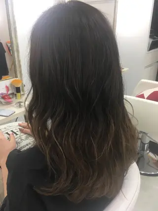 セミロング カラー 髪質改善 中川　翔のヘアスタイル