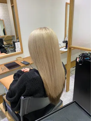 ロング やなぎさわ はるなのヘアスタイル