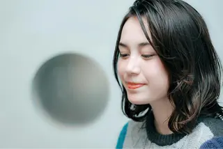 ミディアム セミロング カラー パーマ 川間 将彦のヘアスタイル