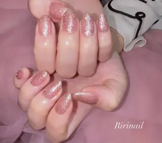 ネイル 𝐁𝐞𝐥𝐥 𝐦𝐞のネイルデザイン