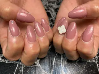 ミディアム ネイル ✴︎ Delightのネイルデザイン