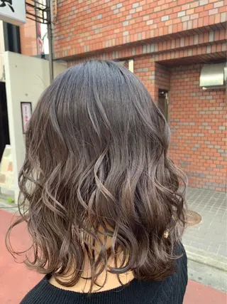 ミディアム カラー 🫟Blanco🫟 Color&Careのヘアスタイル