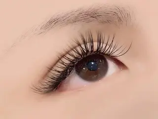 マツエク・マツパ YELLIO所属・YELLIO (エーリオ)のマツエク・マツパデザイン